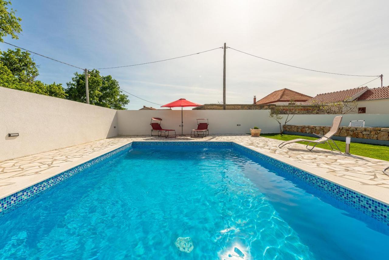Home Idassa Zára Kültér fotó