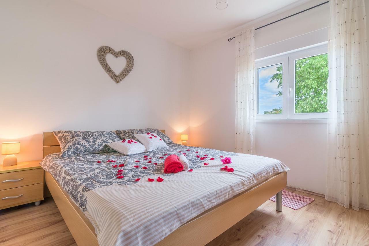 Home Idassa Zára Kültér fotó